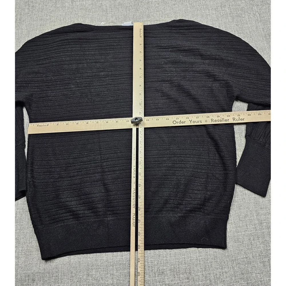 Chicos Sweater Womens Medium Black Modern Rib Detail Pullover‎ Lightweight